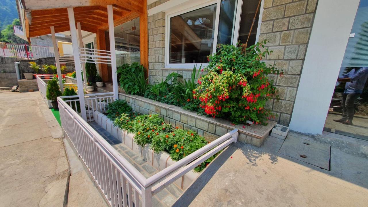 Nomadic Inn Dharamshala Dış mekan fotoğraf