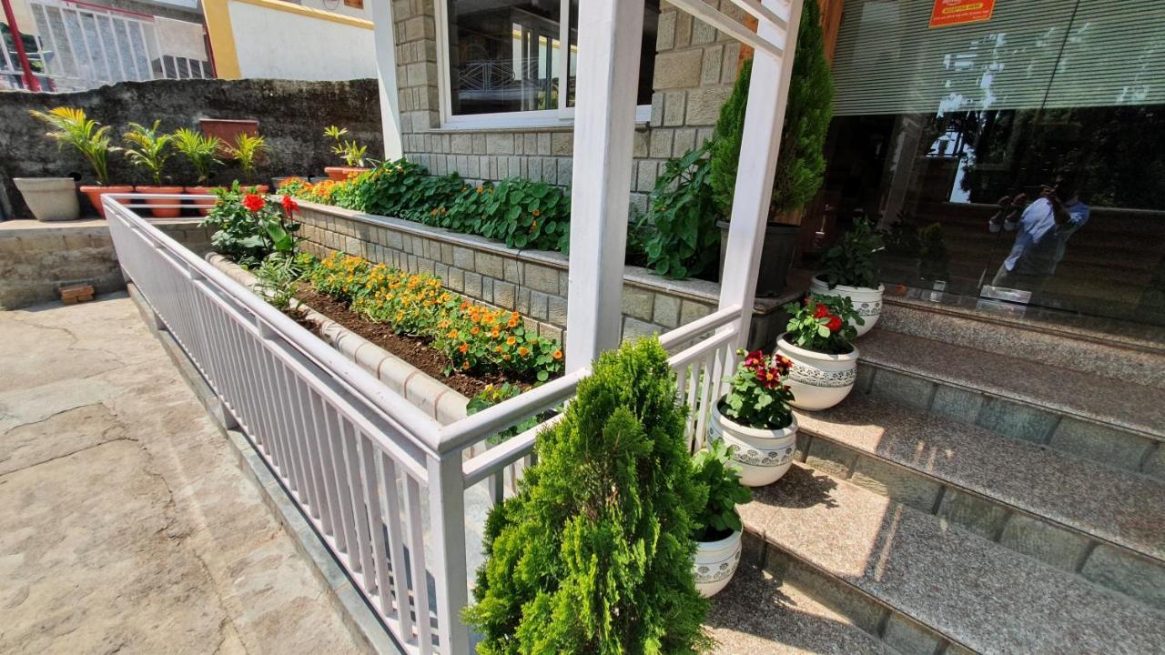 Nomadic Inn Dharamshala Dış mekan fotoğraf