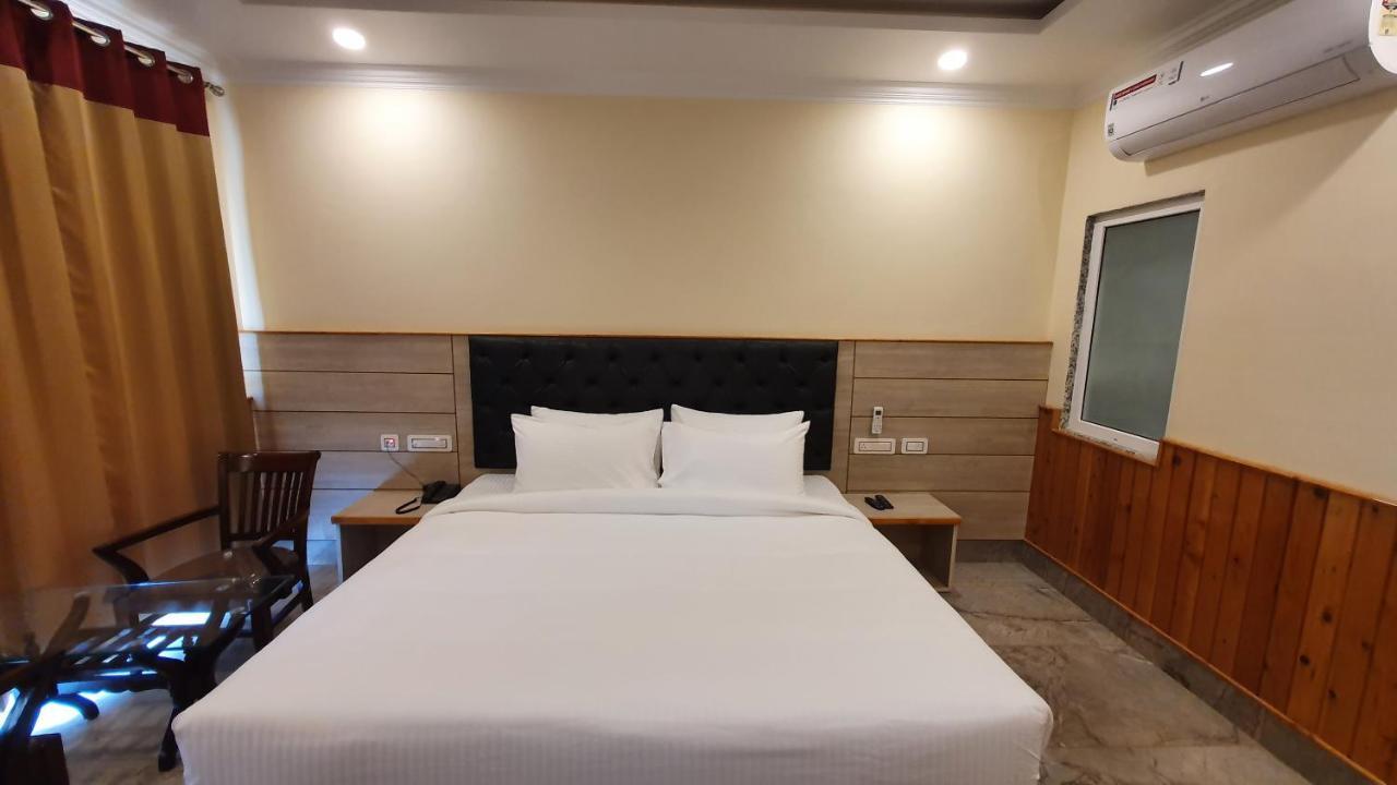 Nomadic Inn Dharamshala Dış mekan fotoğraf
