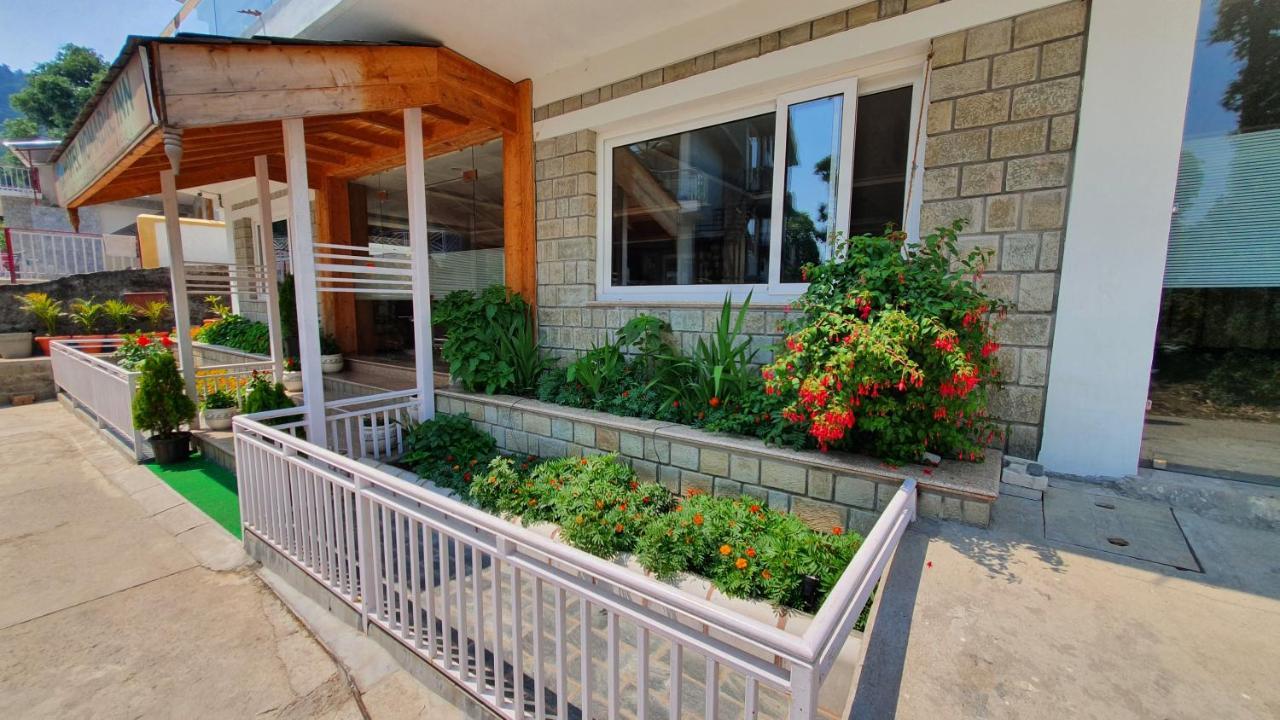 Nomadic Inn Dharamshala Dış mekan fotoğraf